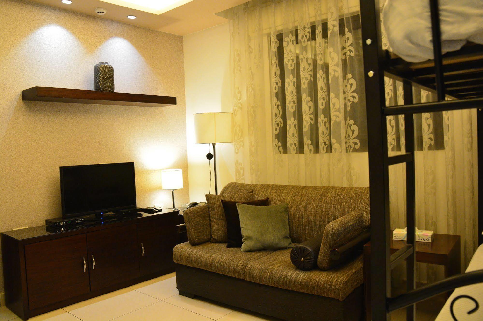 עמאן Nadine Hotel Suites מראה חיצוני תמונה